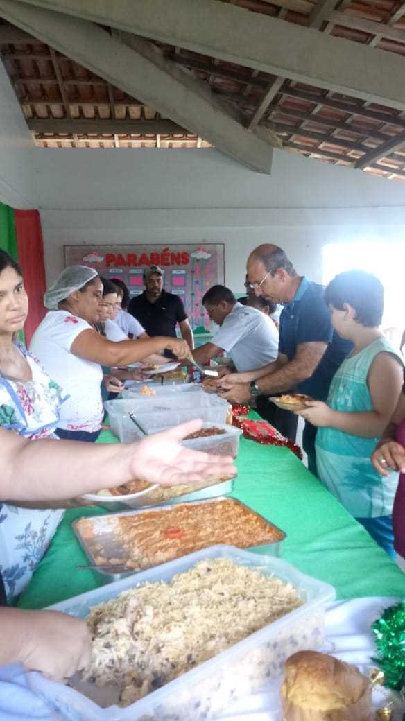 O CAPS Recebe Almoço em Confraternização de Fim de Ano